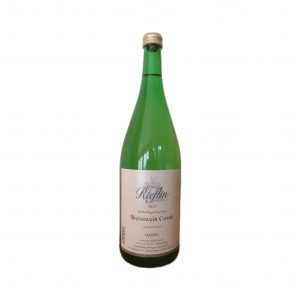 <b>2023er Weisswein Cuvée</b><br><b>Qualitätswein halbtrocken</b>